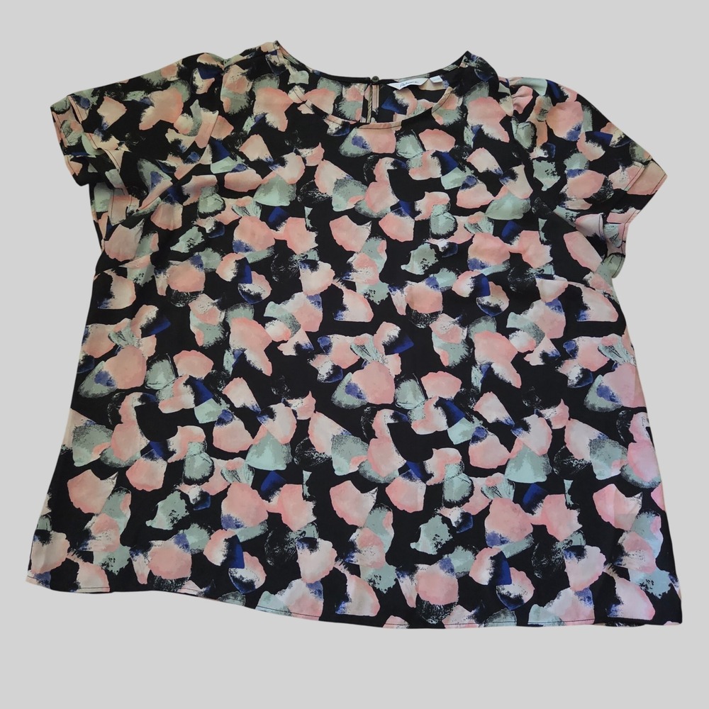 Reitmans Womens XXL Abstract Brushstroke Relaxed Shell Keyhole Crewneck Blouse